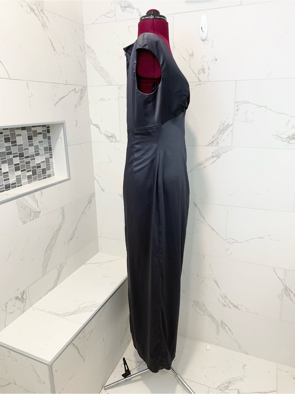 Lauren Ralph Lauren Satin V-Neck Evening Dress Gray 12 - Picture 7 of 16